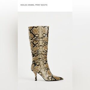 New Zara Animal print Snakeskin tall boots, size 8/39, never worn